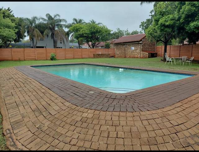 2 BEDROOM TOWNHOUSE FOR SALE IN ANNLIN